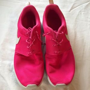 Nike Mesh Sneakers bright pink